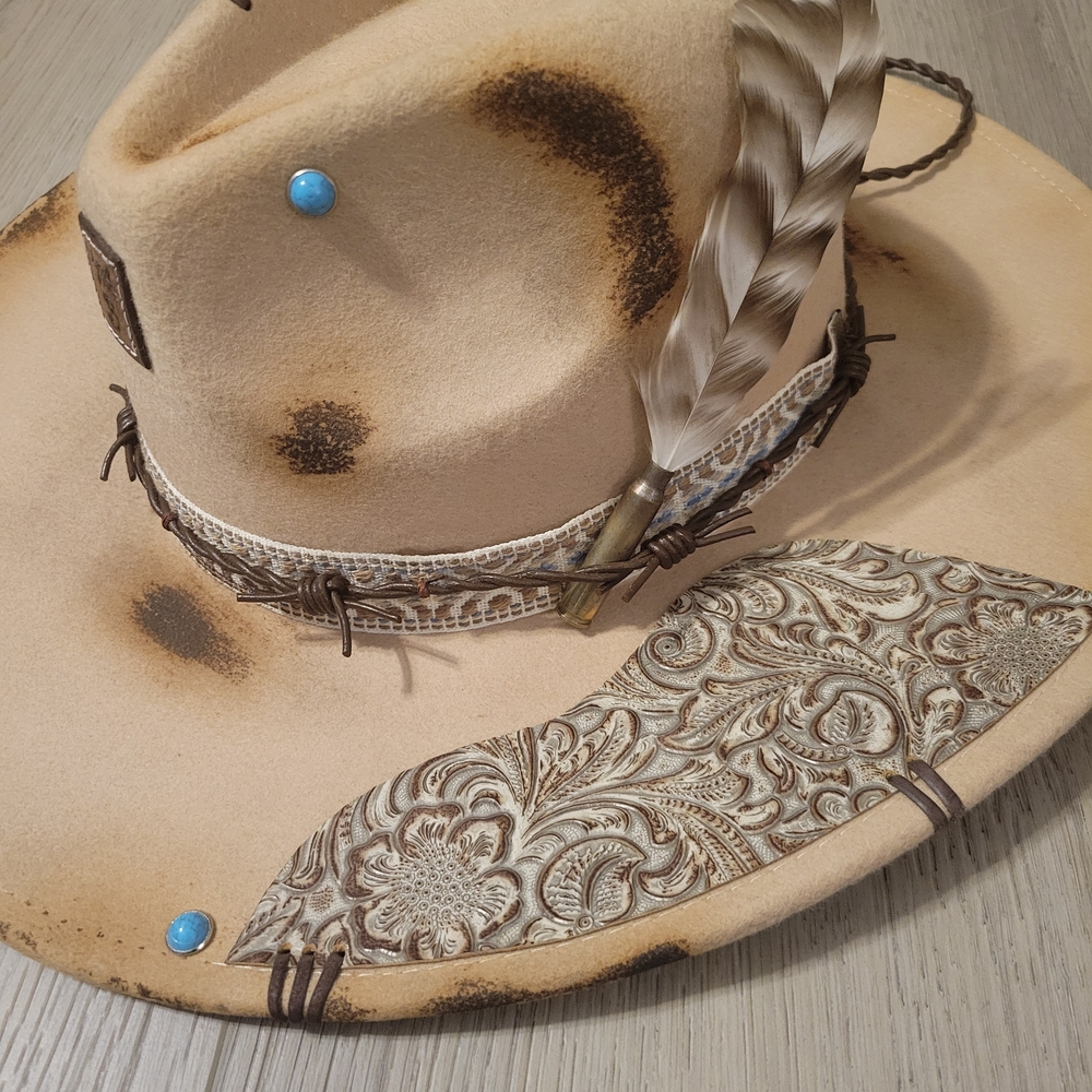 The "Beth Dutton" Rancher - Picture 2 of 8